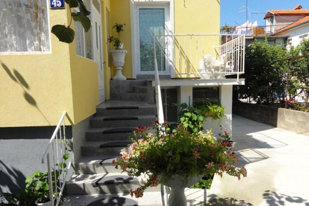 Croatia Zadar Borik Family Apartment With Garten View Number 2 Extérieur photo